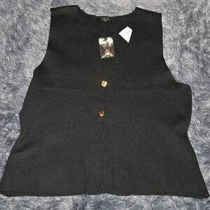 Black Sleeveless Tank Top